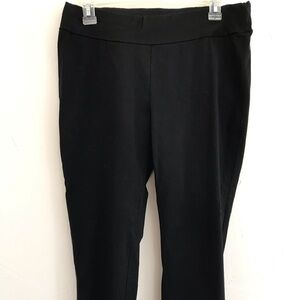 Button Trim Leggings